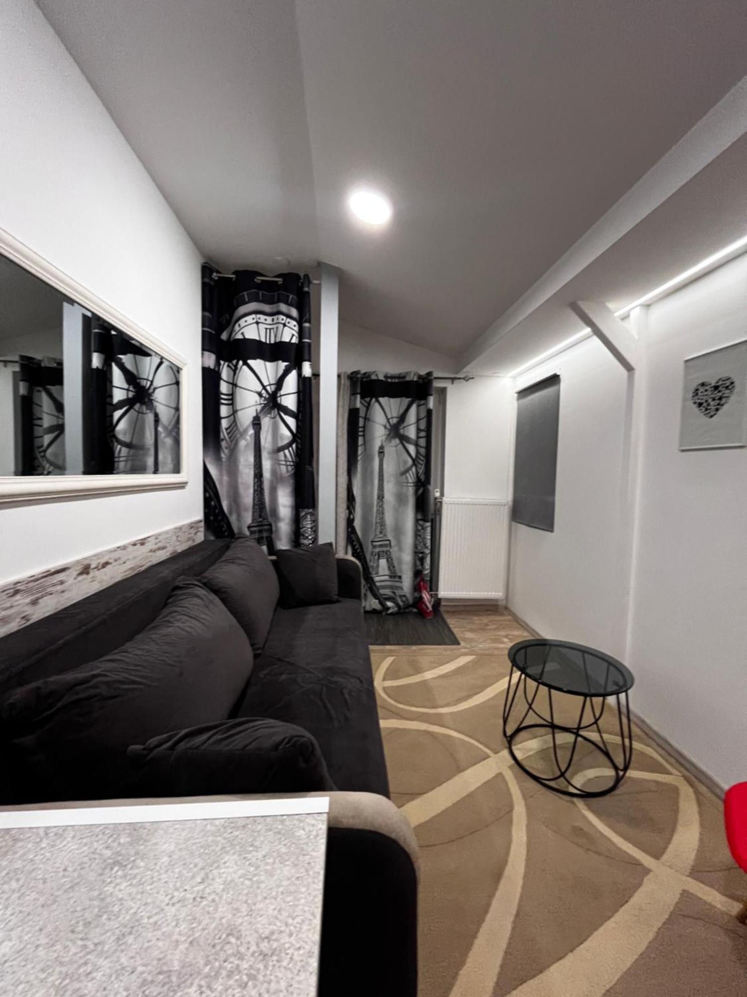 Nilton 2 Apartmans Ni